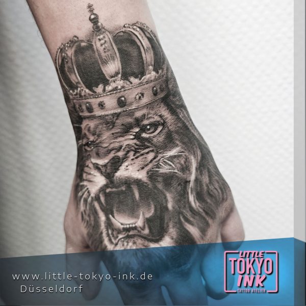 BARBARA Tattoo-Artist, Lion king