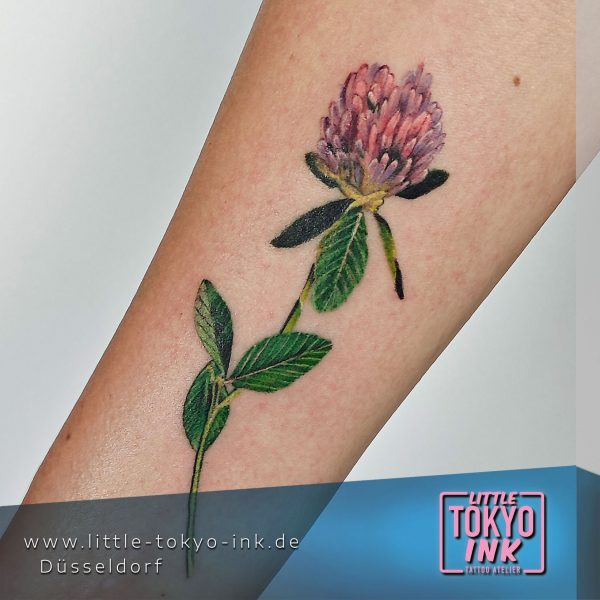 BARBARA Tattoo-Artist, Flower
